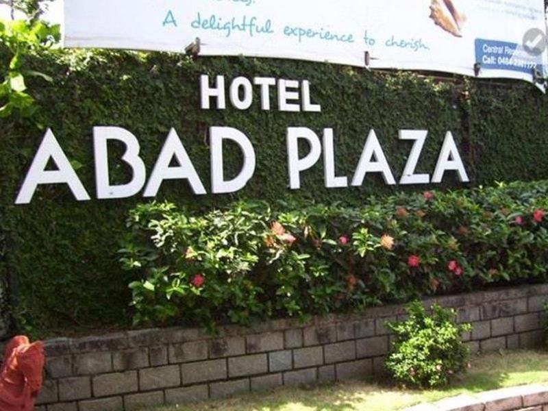 Hotel Abad Plaza Kochi Exterior foto